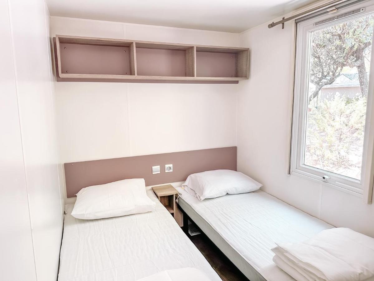 3 Bedroom Chalets Camping Lei Suves - Joycasa Roquebrune-sur-Argens Exterior foto